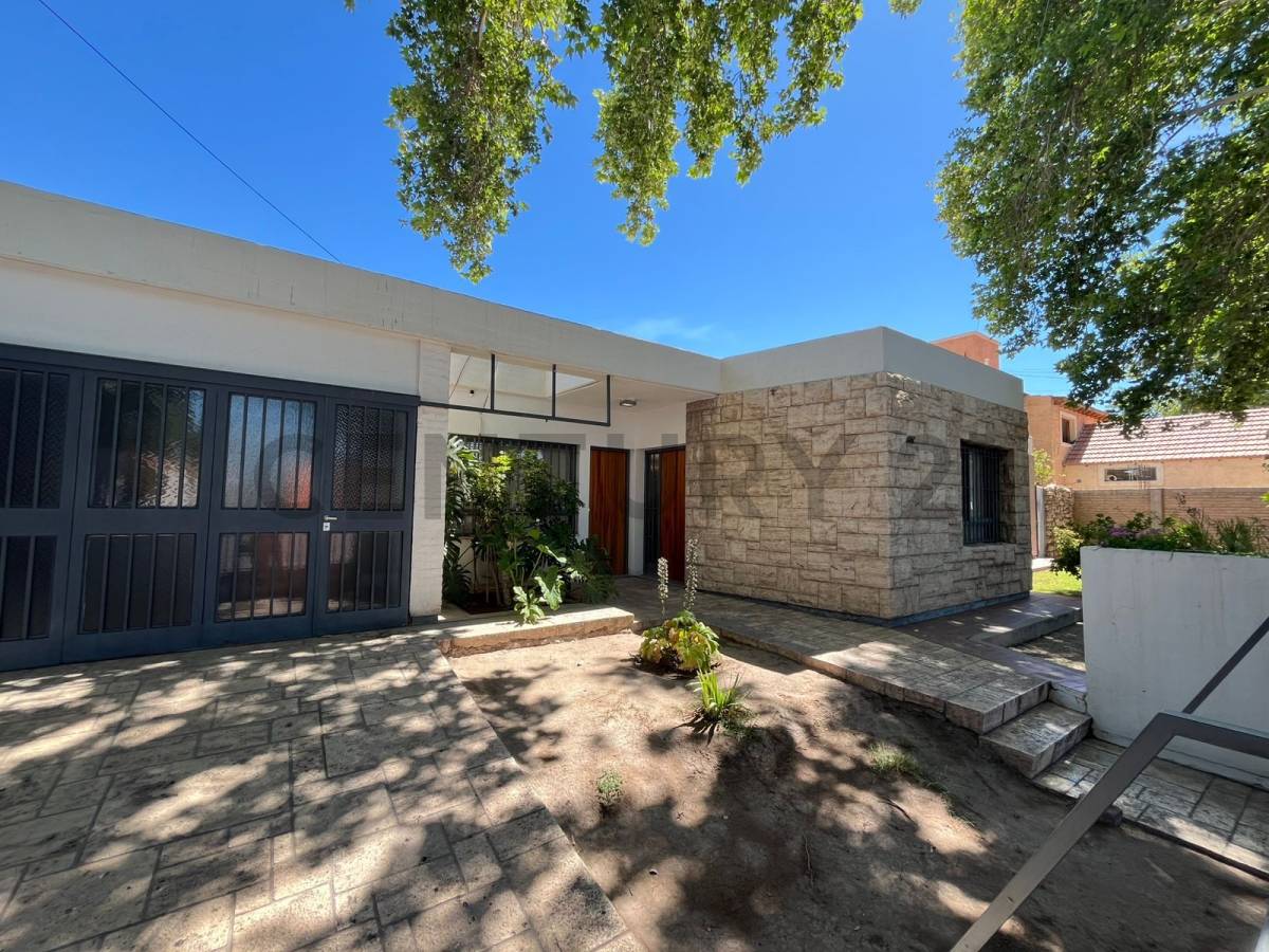 Casa en Venta en Rivadavia, San Juan
