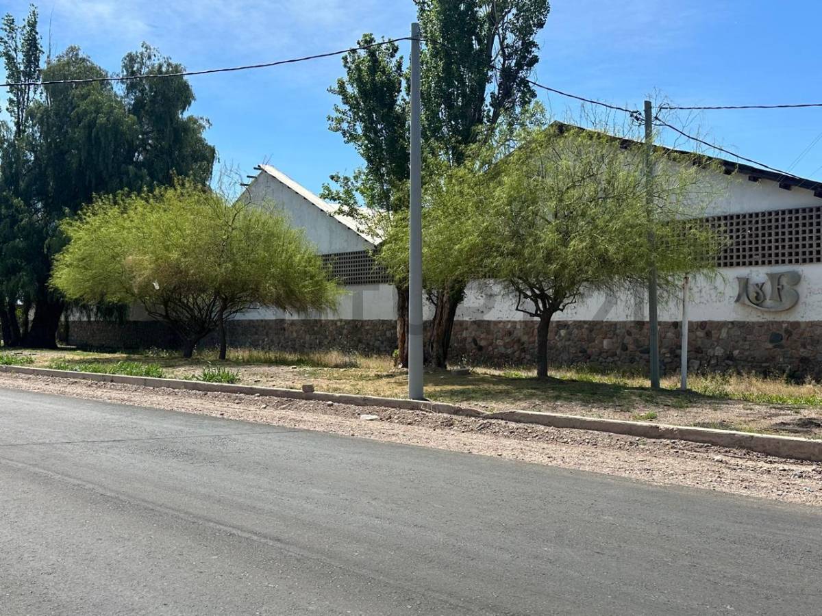 Galpon en Venta en Maipu, Mendoza