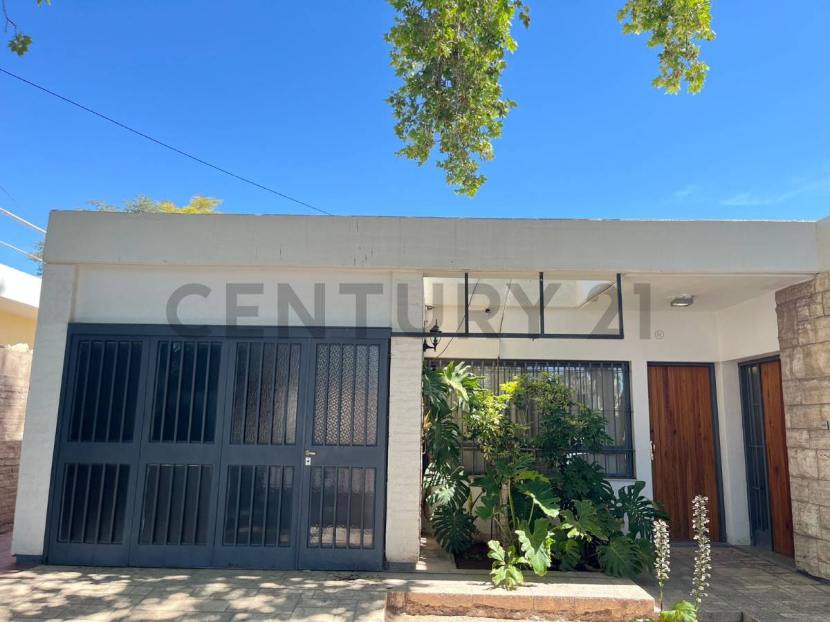 Casa en Venta en Rivadavia, San Juan