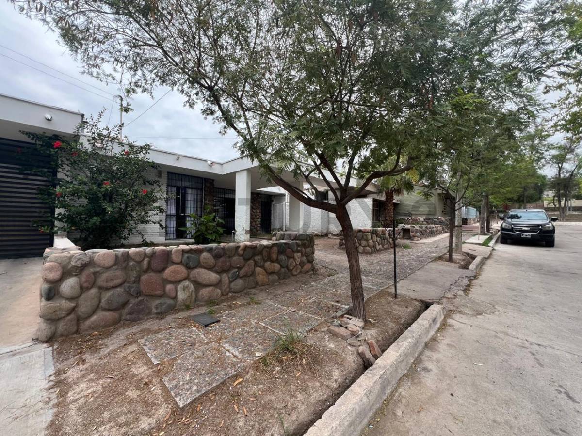 Casa en Venta en Godoy Cruz, Mendoza
