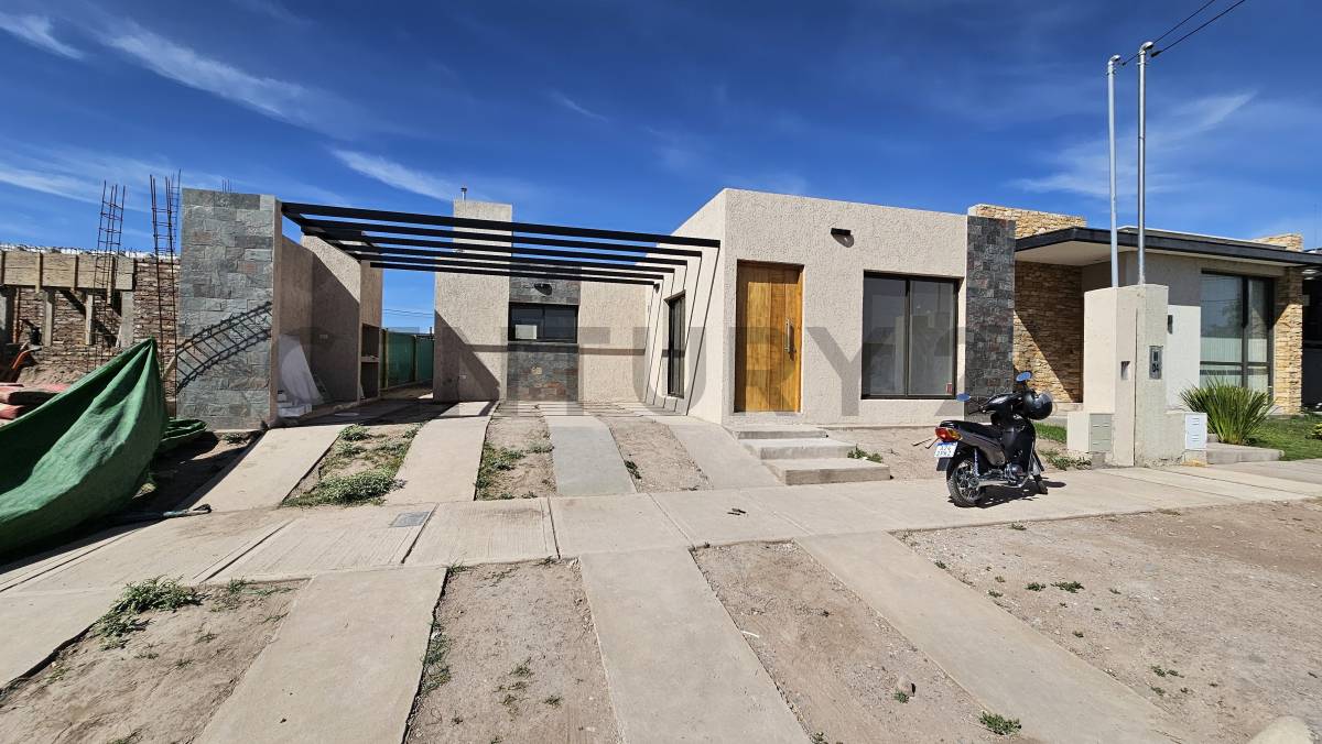 Casa en Venta en Maipu, Mendoza