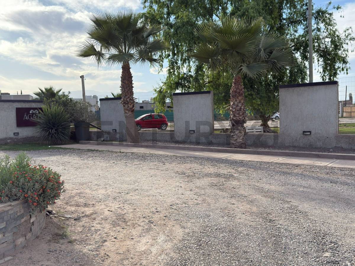 Casa en Venta en Guaymallen, Mendoza