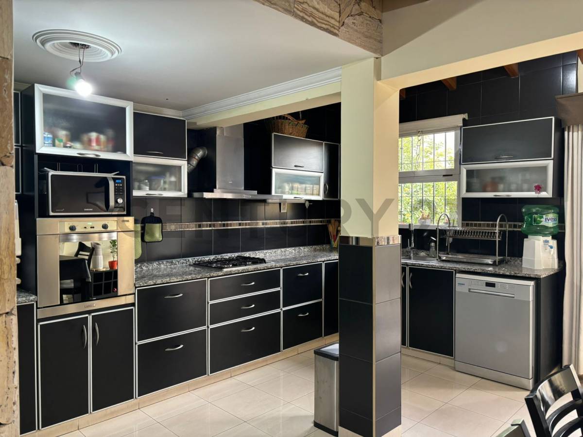 Casa en Venta en Guaymallen, Mendoza