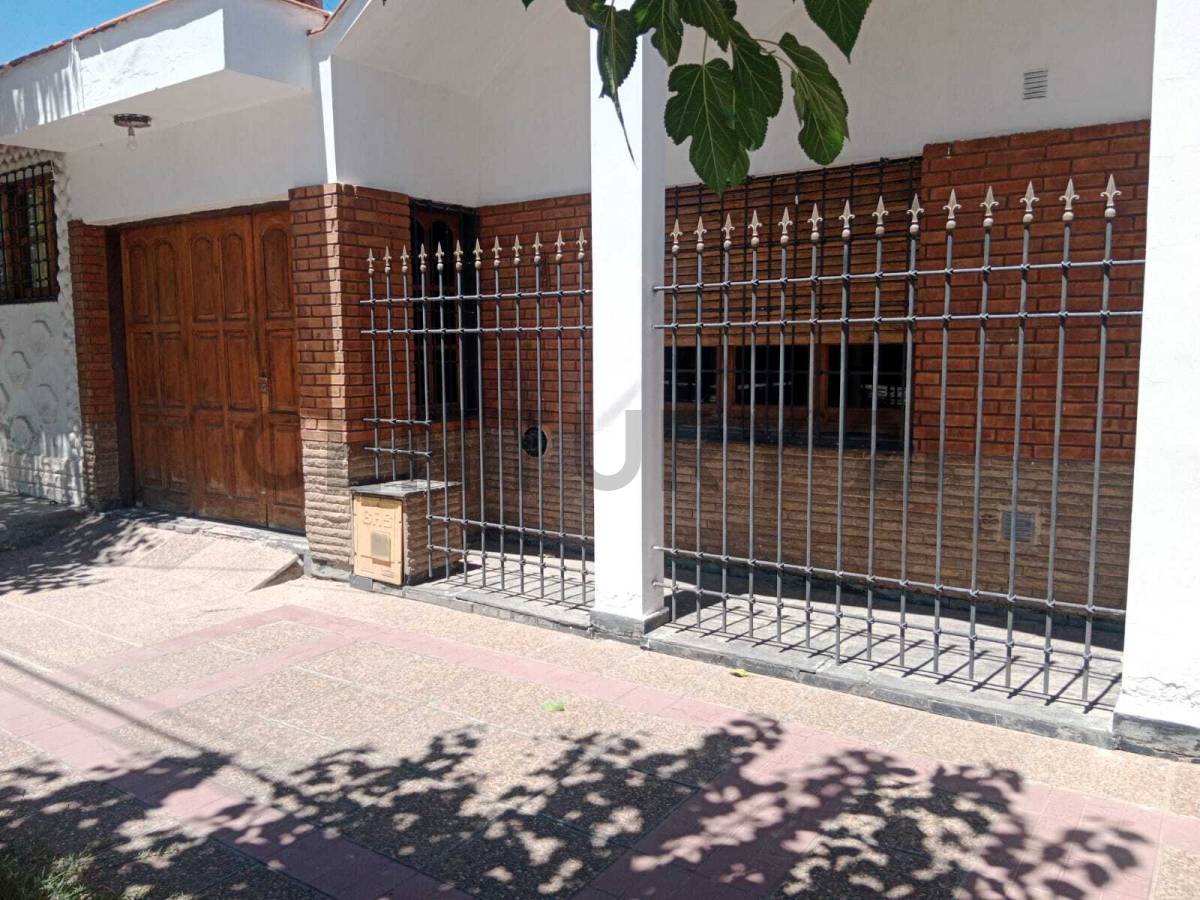 Casa en Venta en Guaymallen, Mendoza