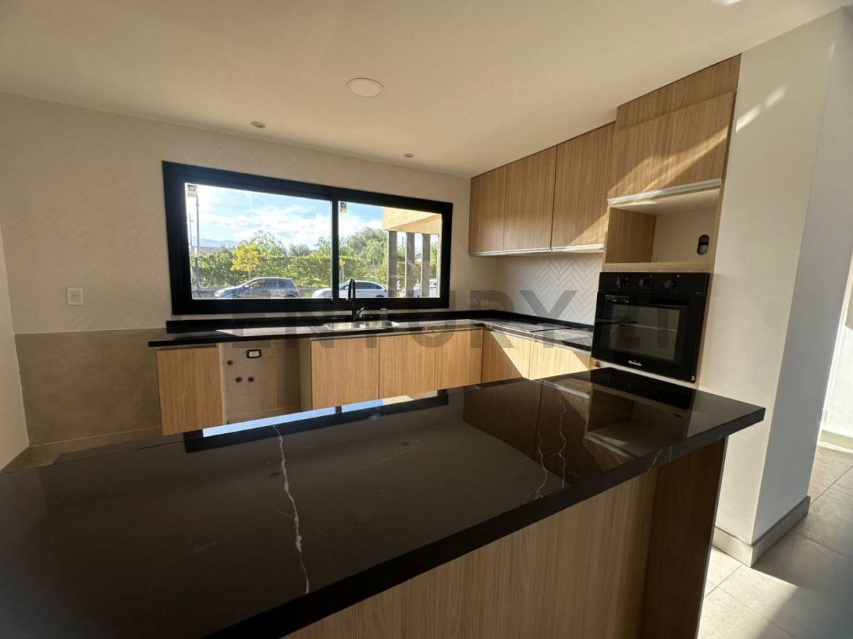 Casa en Venta en Maipu, Mendoza