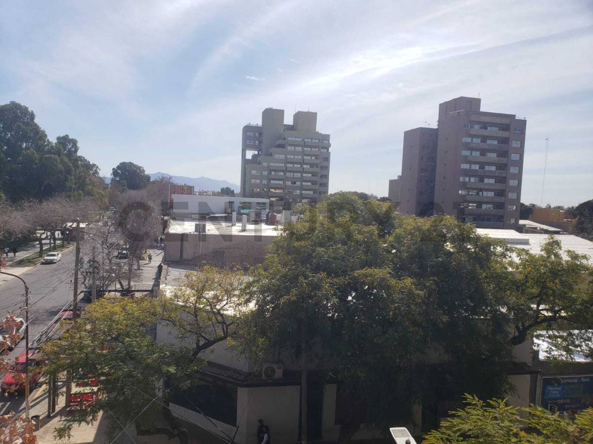 Oficina en Venta en Capital, San Juan