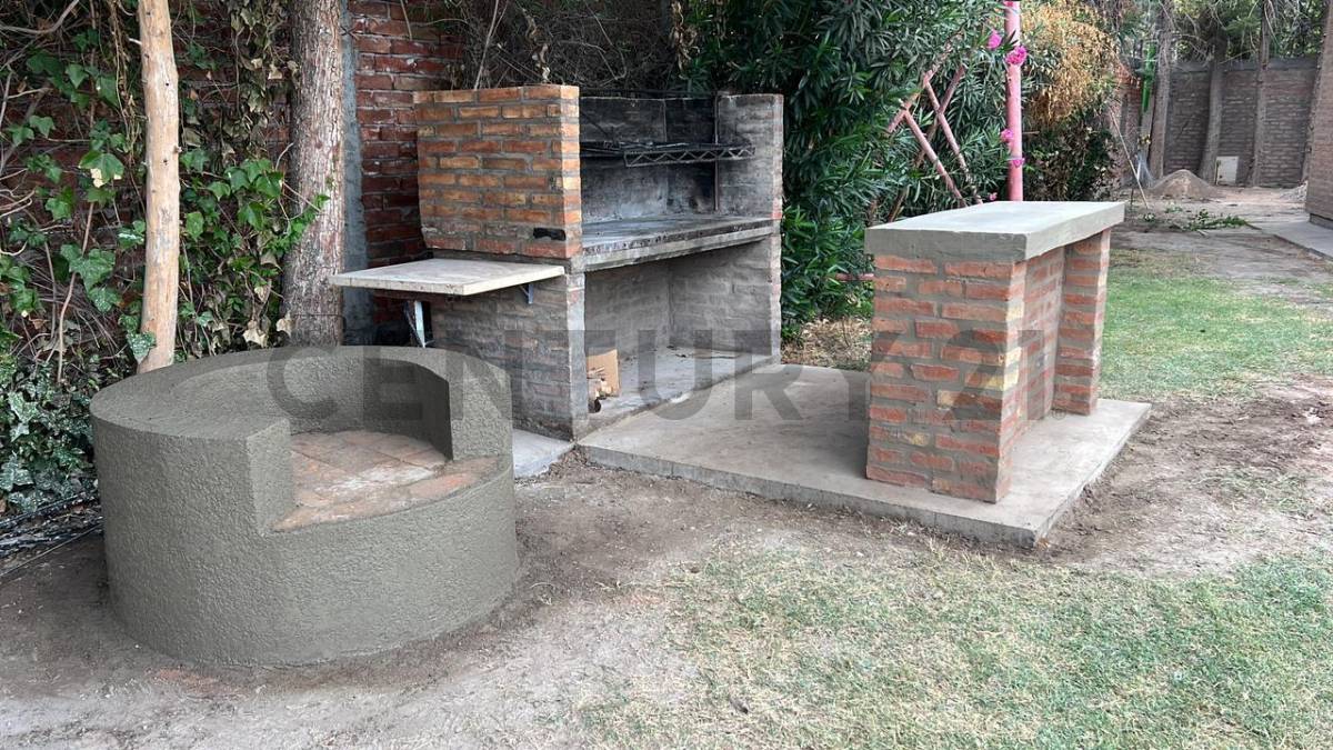 Casa Quinta en Venta en Pocito, San Juan