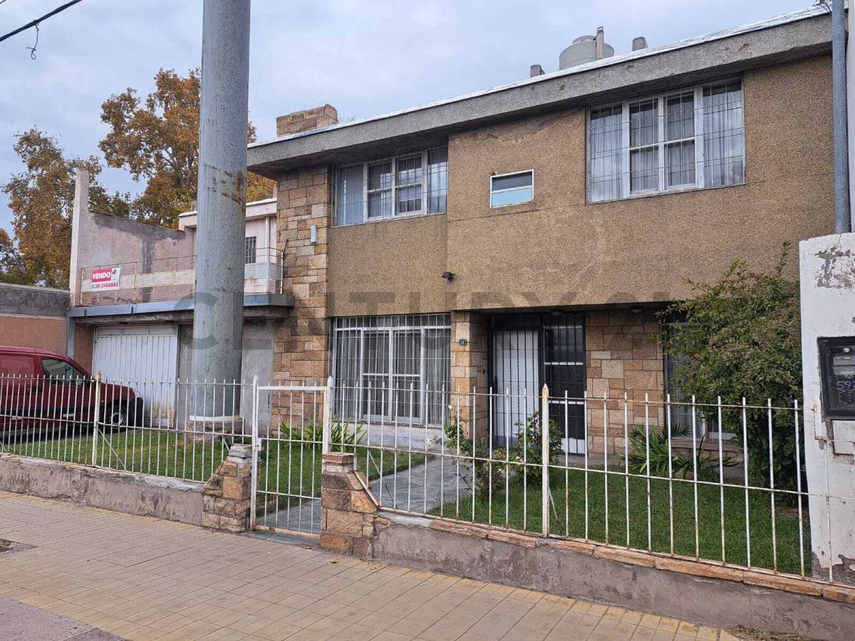 Casa en Venta en Guaymallen, Mendoza