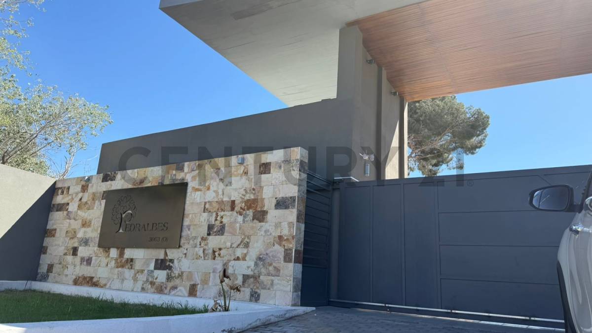 Oficina en Venta en Rivadavia, San Juan