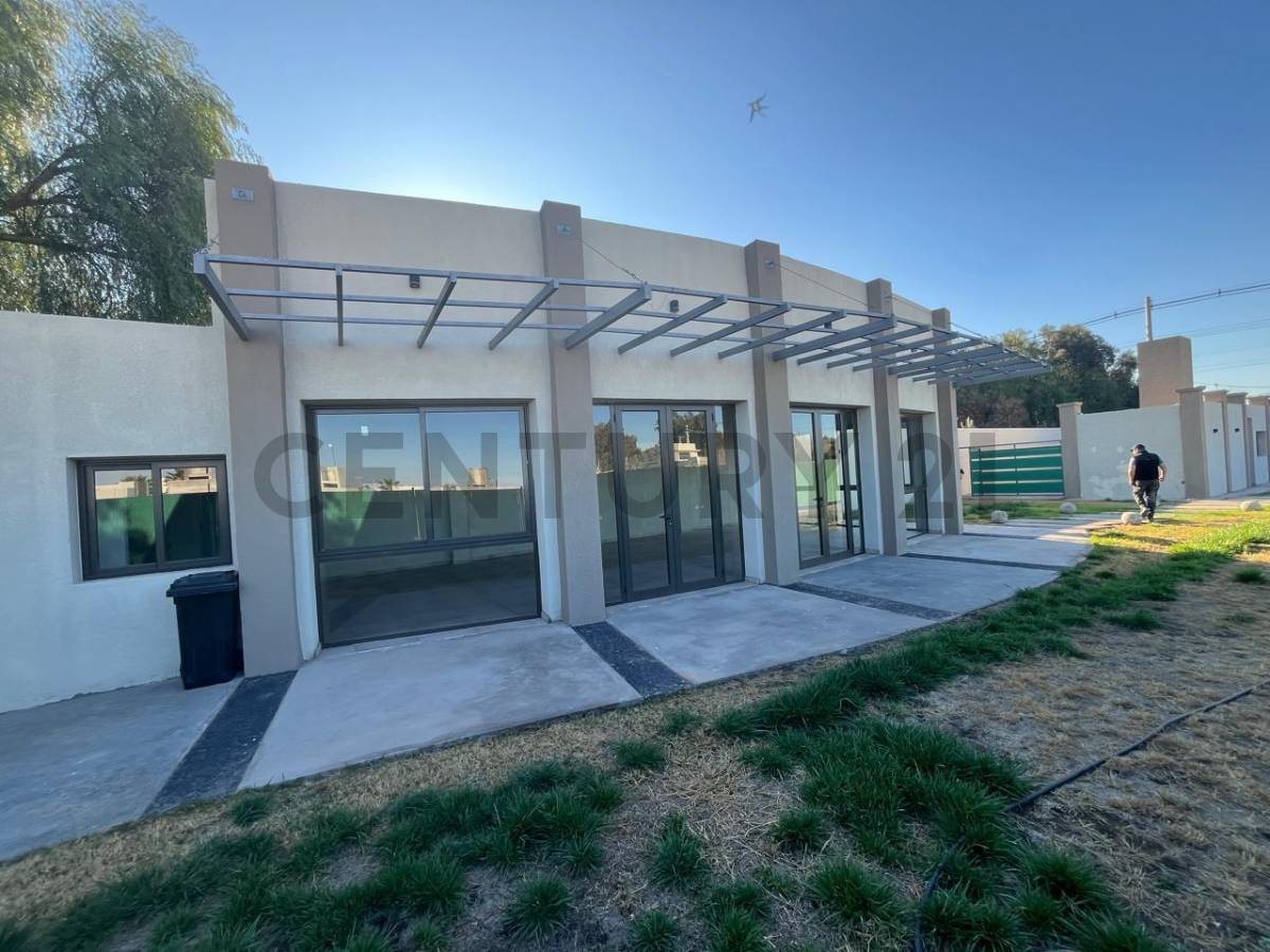 Casa en Venta en Pocito, San Juan