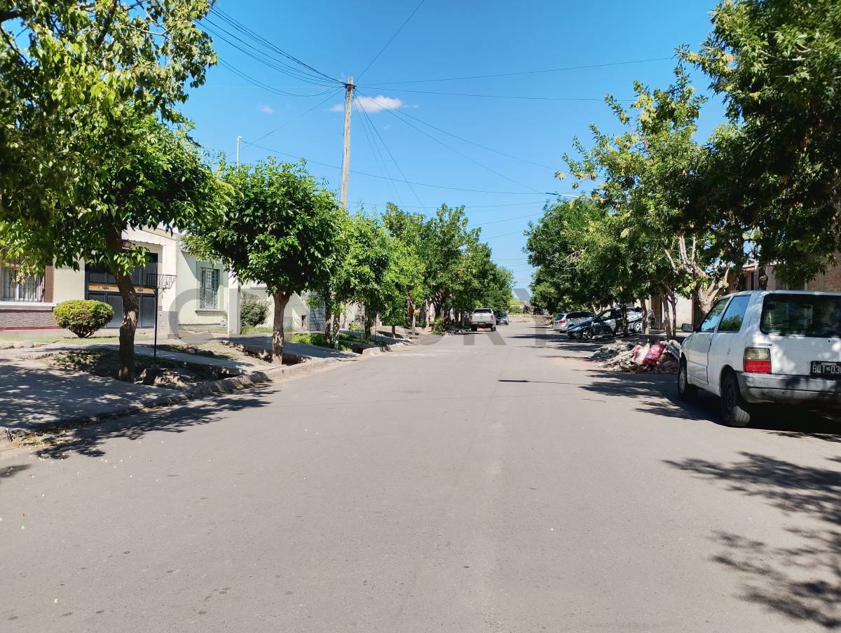 Casa en Venta en San Martin, Mendoza