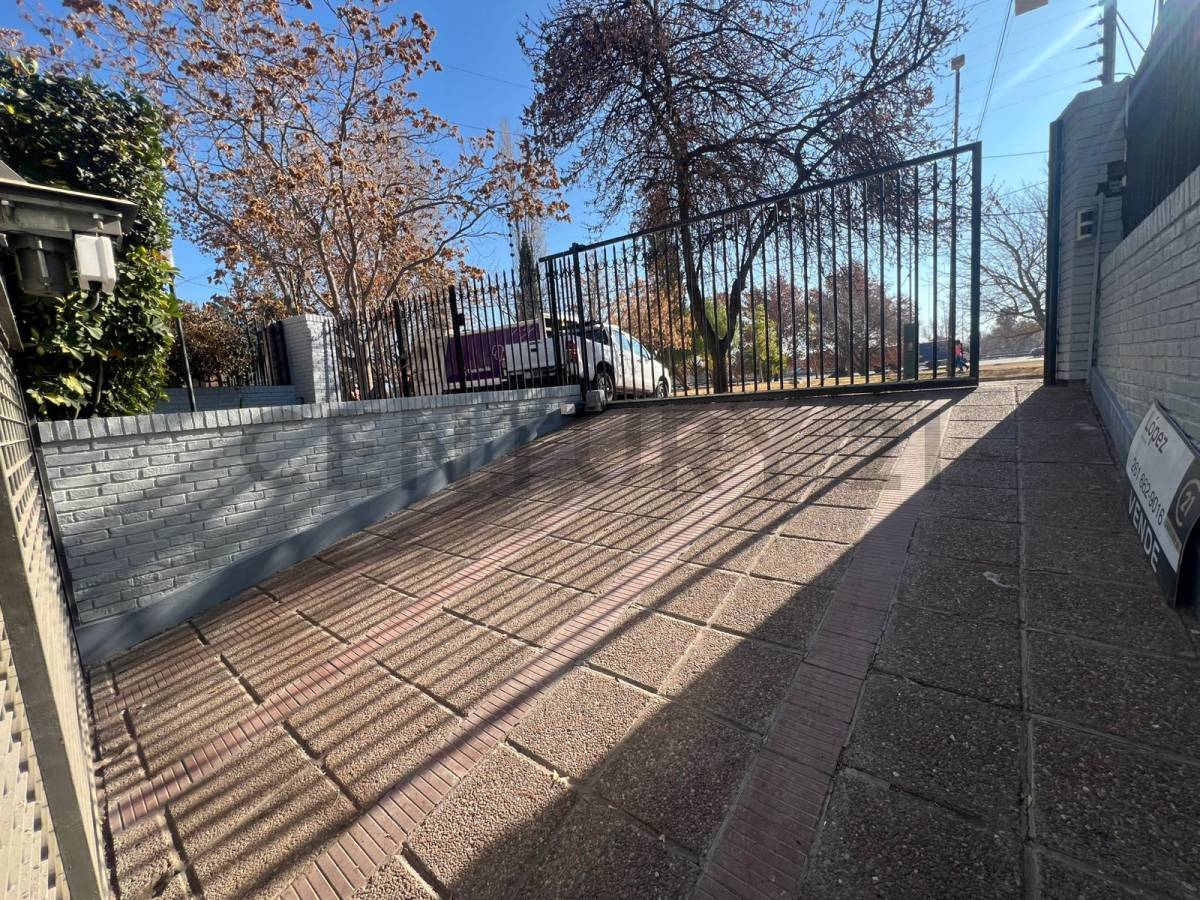 Casa en Venta en Guaymallen, Mendoza