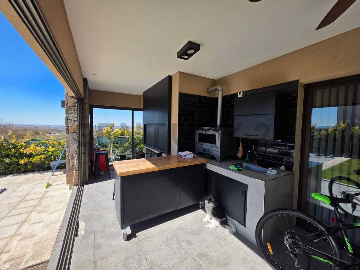 Casa en Venta en Las Heras, Mendoza