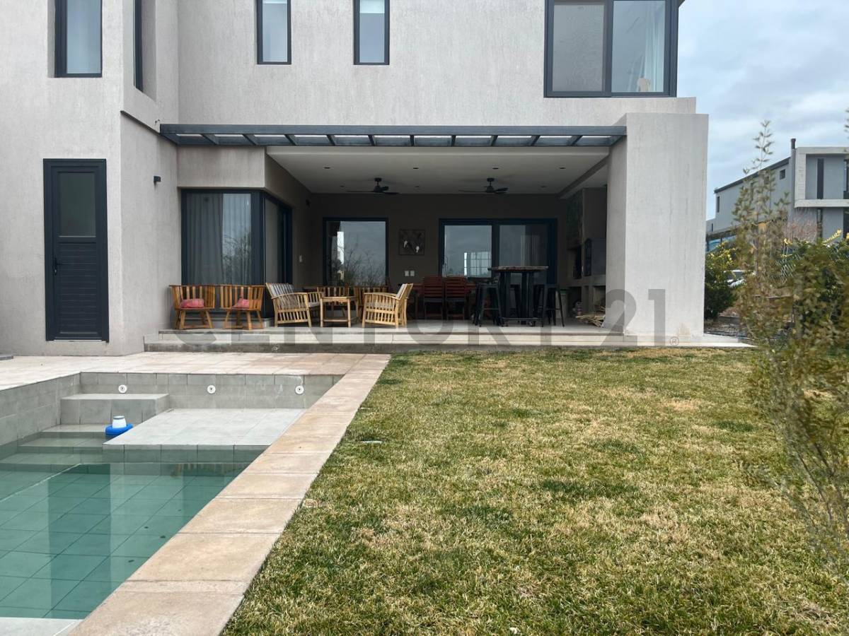Casa en Venta en Las Heras, Mendoza