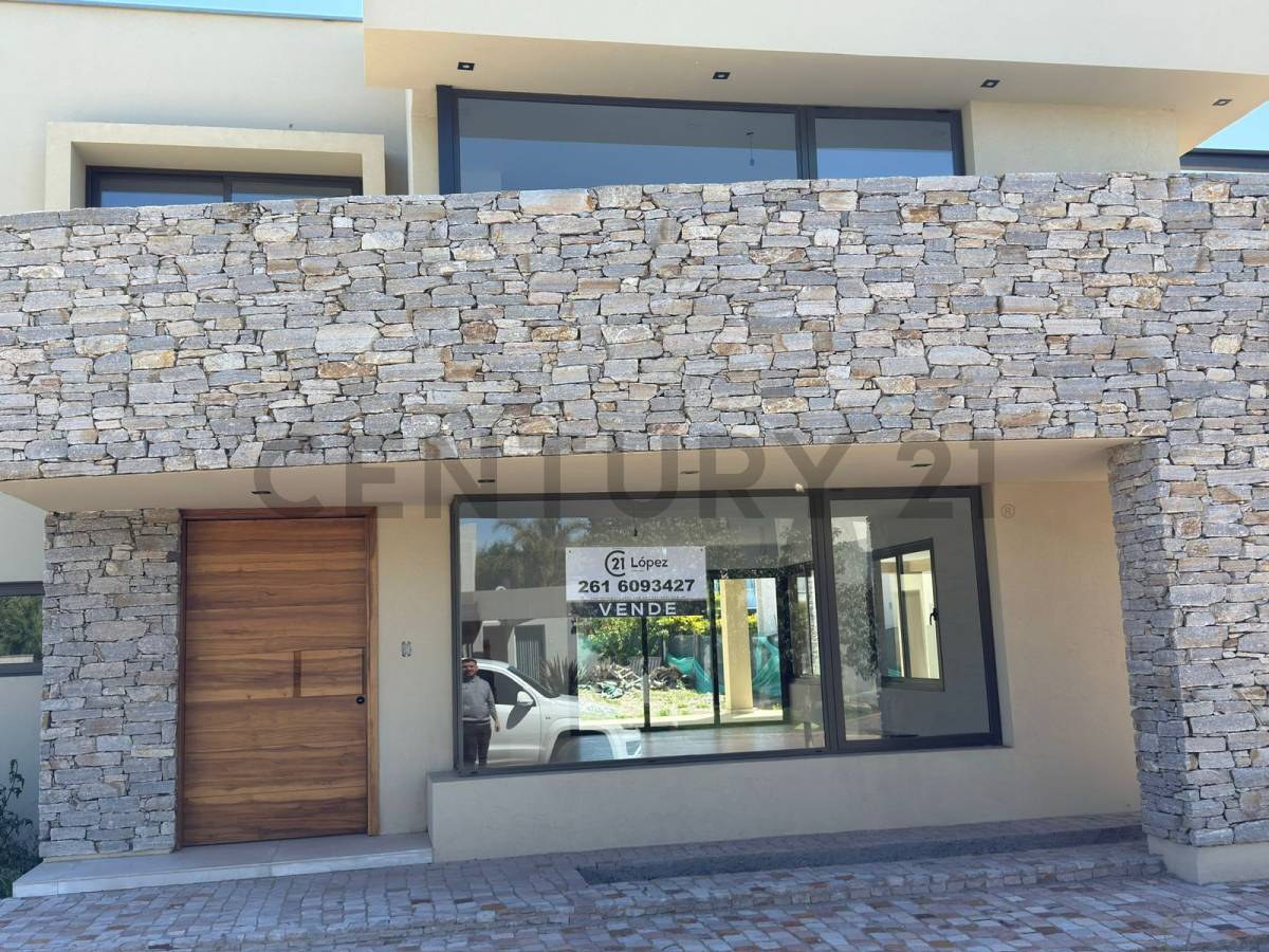 Casa en Venta en Guaymallen, Mendoza