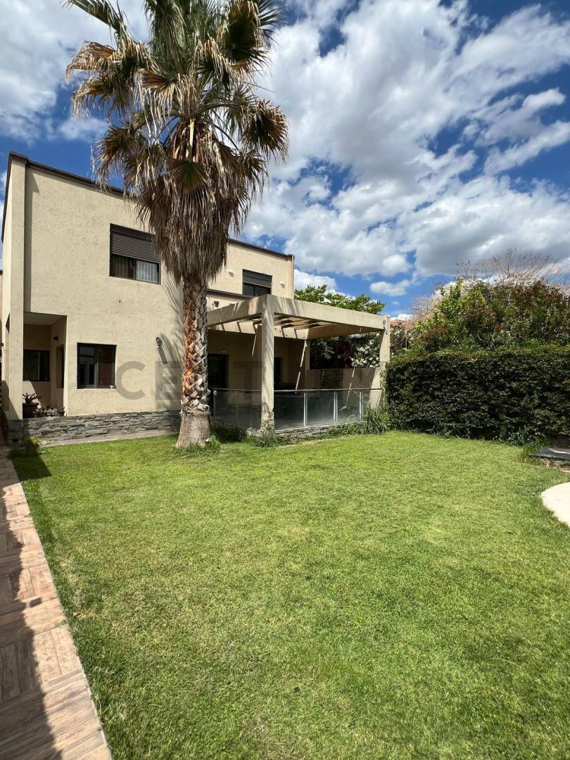 Casa en Venta en Maipu, Mendoza