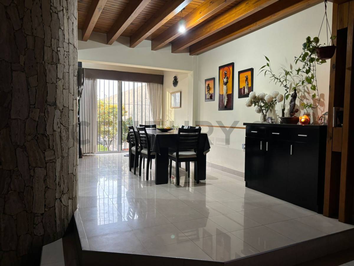 Casa en Venta en Guaymallen, Mendoza