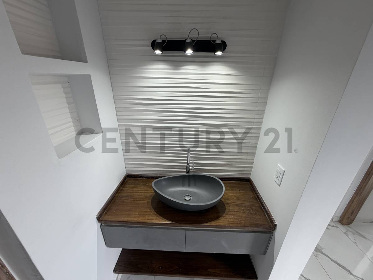 Casa en Venta en Guaymallen, Mendoza