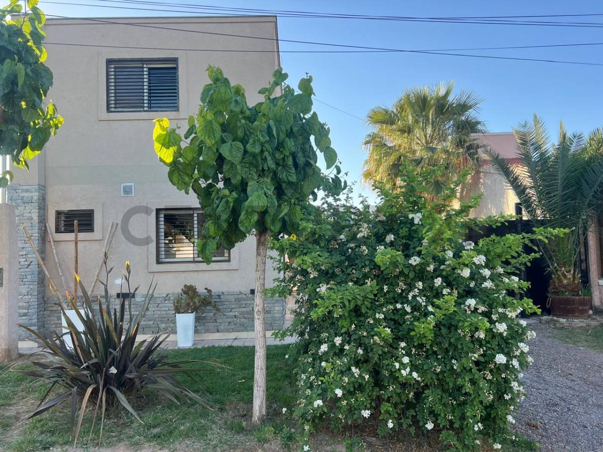 Casa en Venta en Guaymallen, Mendoza