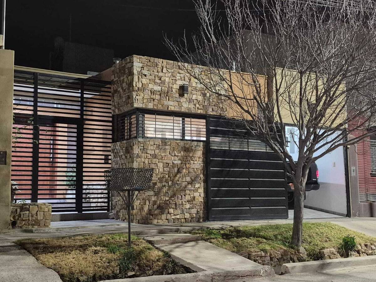 Casa en Venta en Las Heras, Mendoza