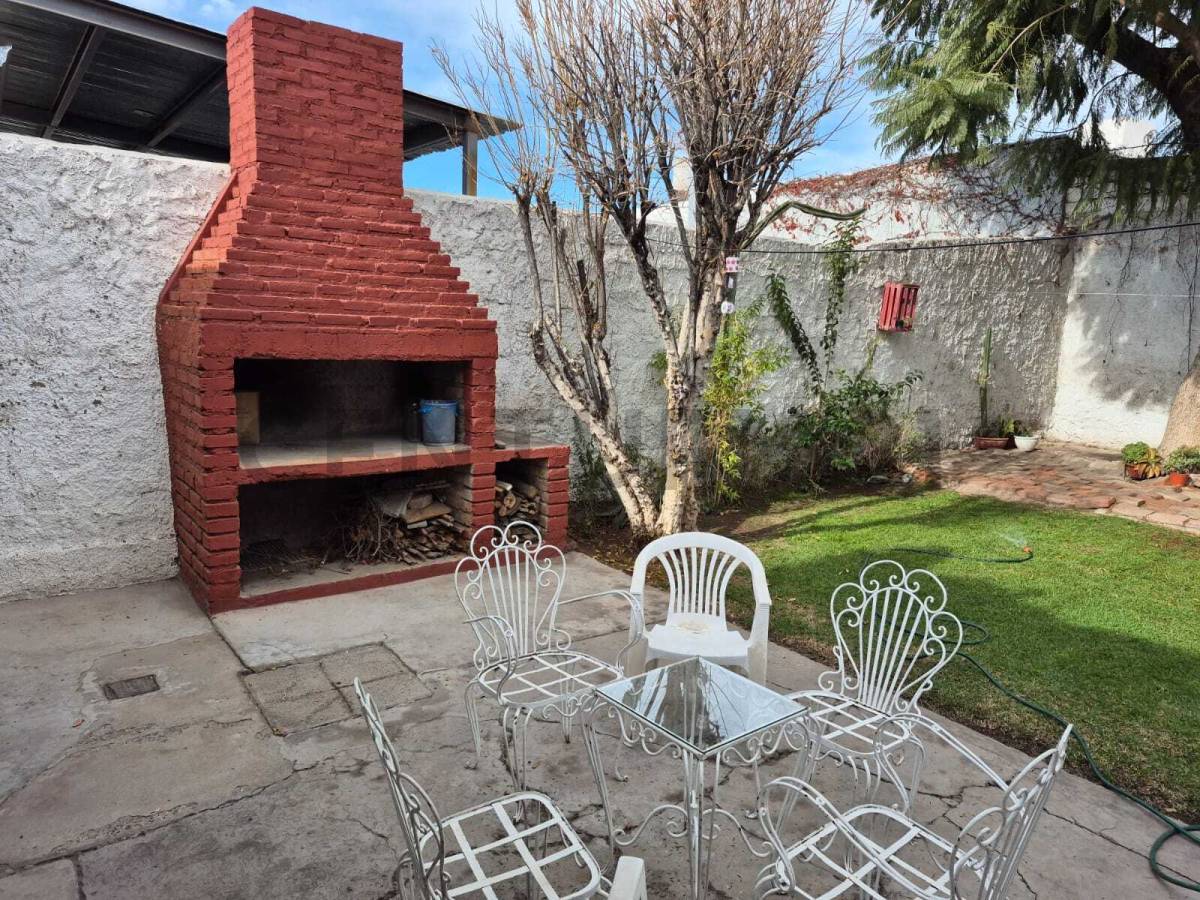Casa en Venta en Guaymallen, Mendoza