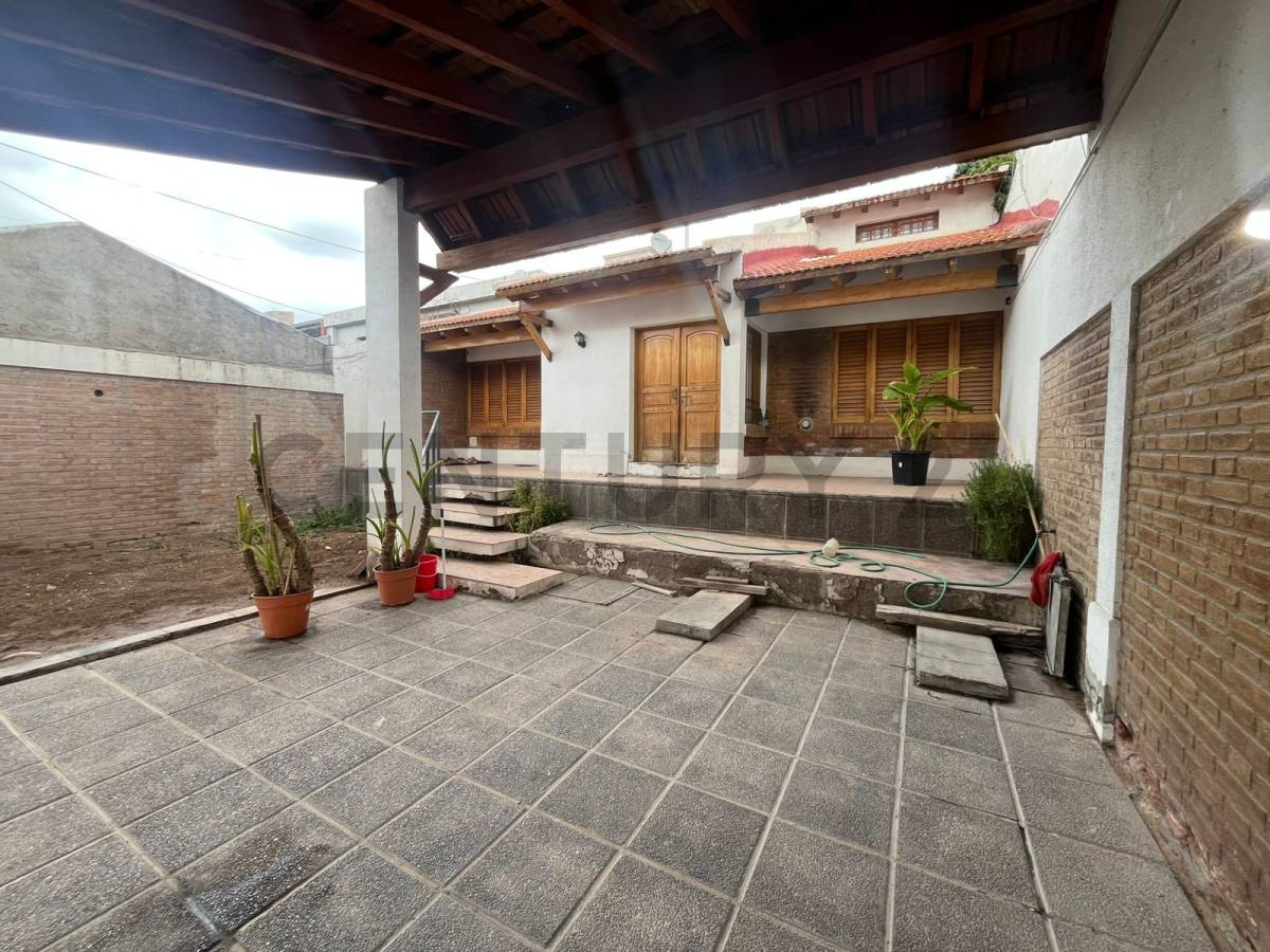 Casa en Venta en Guaymallen, Mendoza
