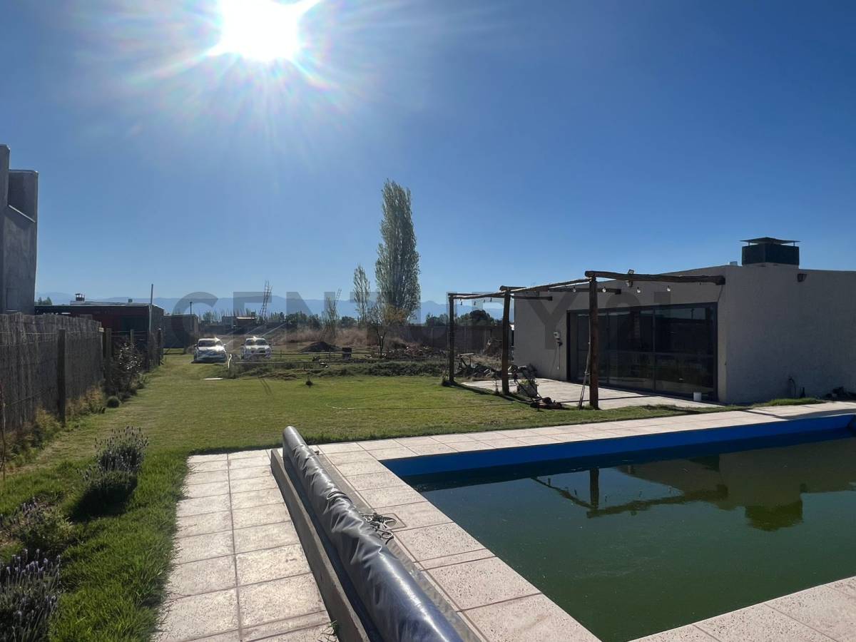 Casa Quinta en Venta en Guaymallen, Mendoza