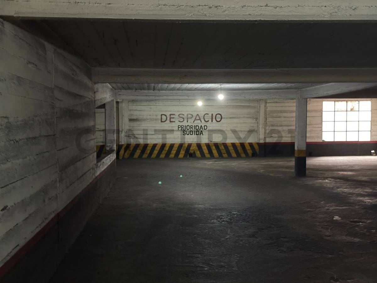 Cochera en Venta en Capital, Mendoza