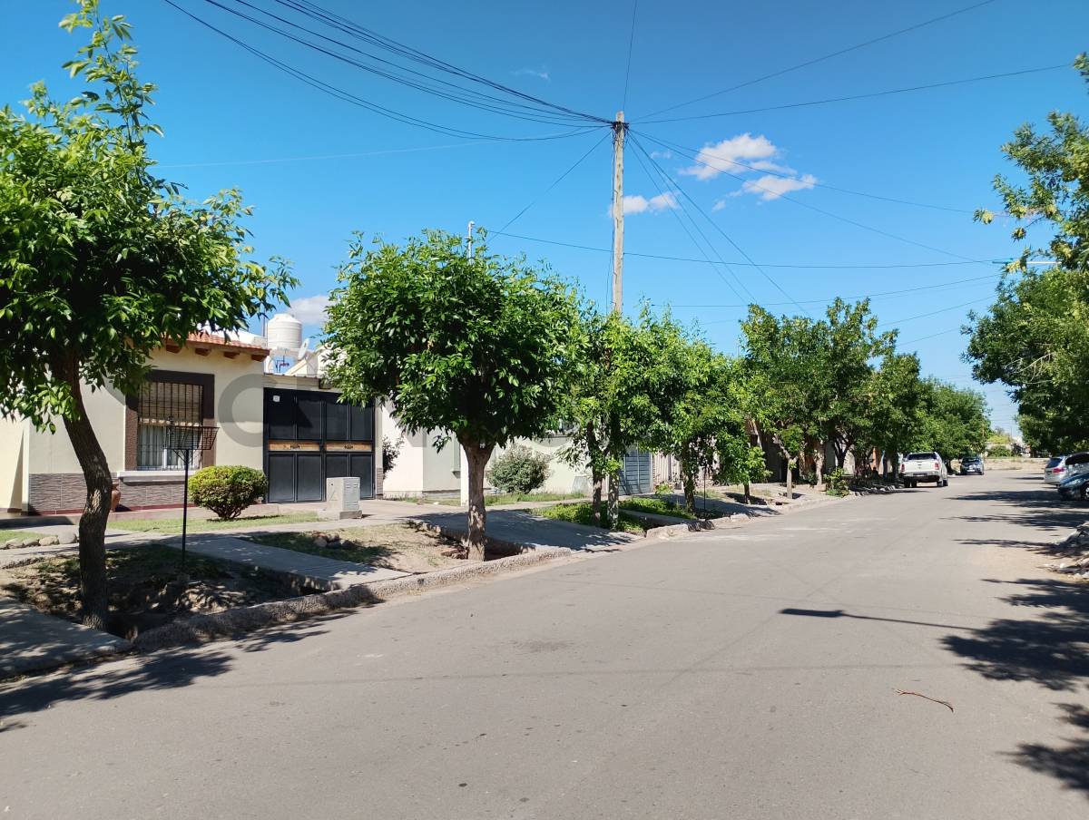 Casa en Venta en San Martin, Mendoza