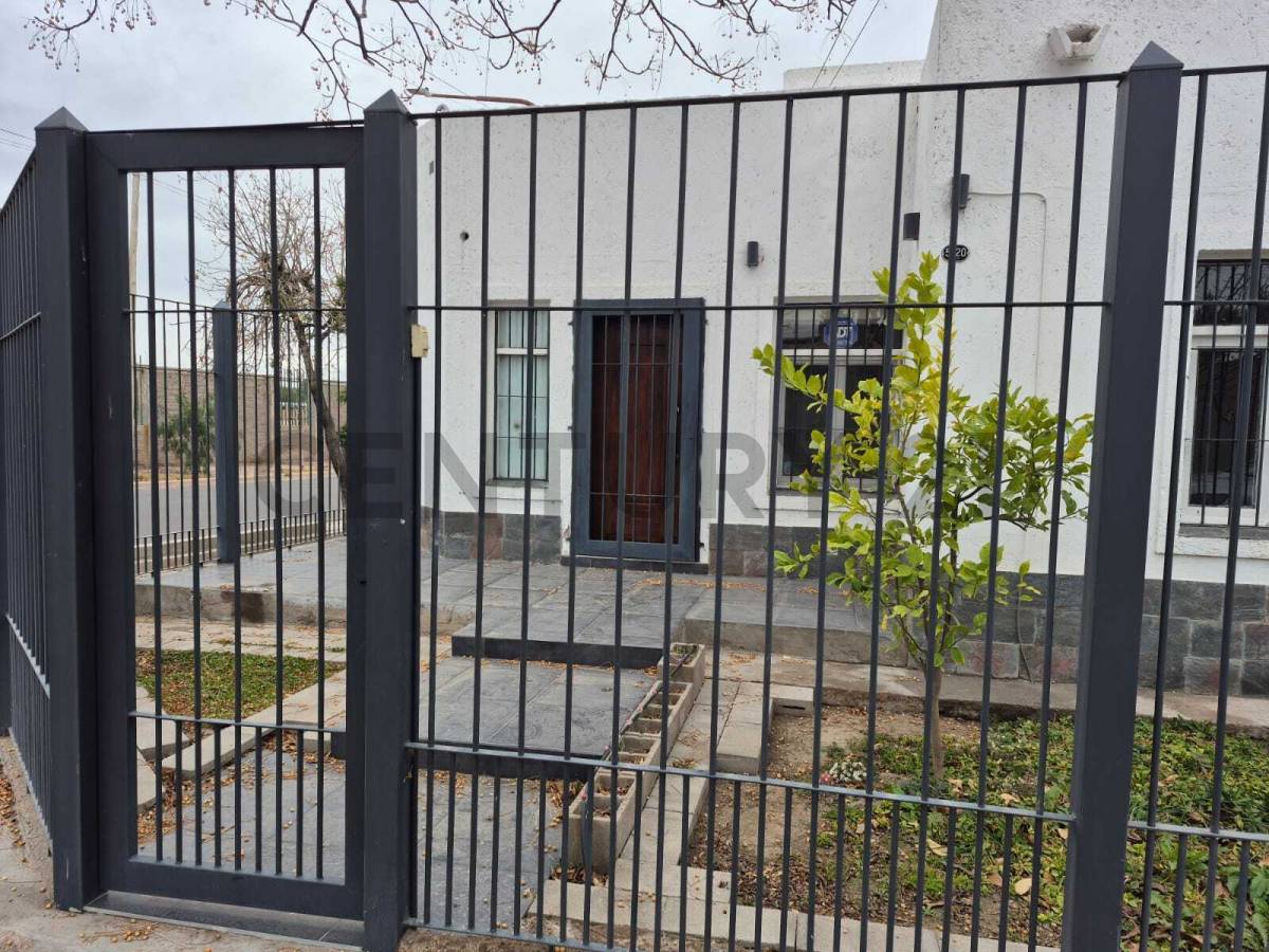 Casa en Venta en Guaymallen, Mendoza