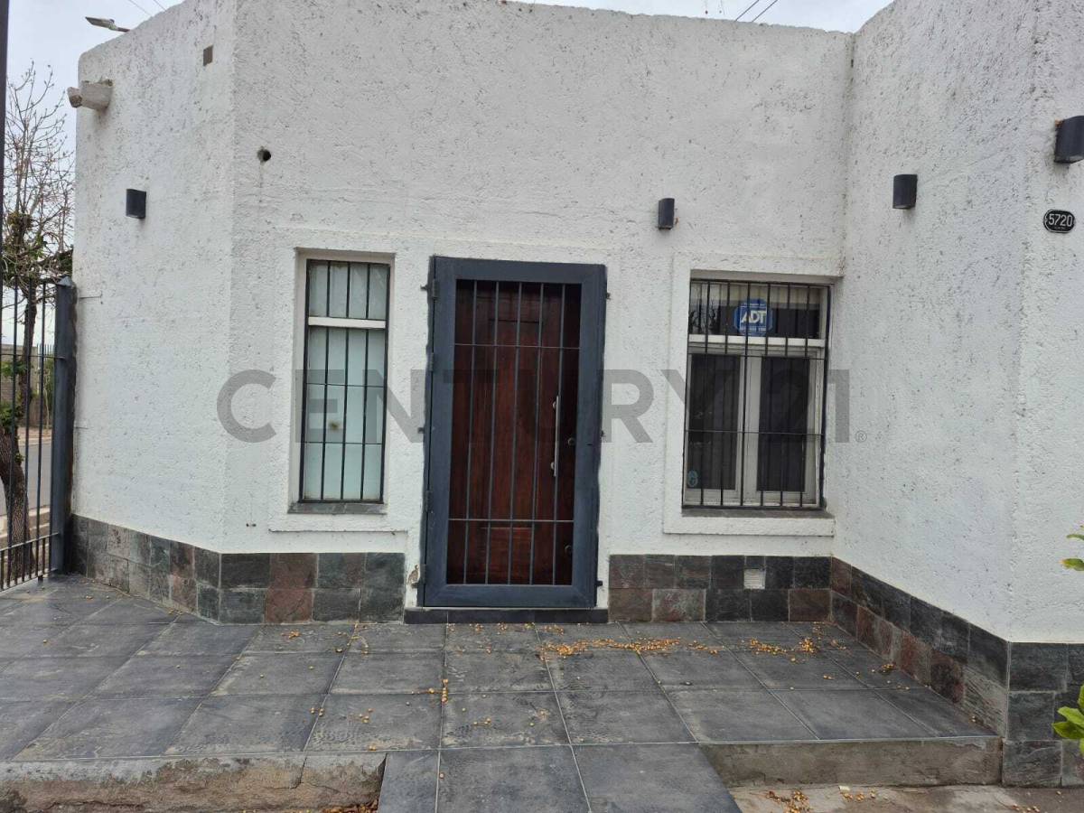 Casa en Venta en Guaymallen, Mendoza