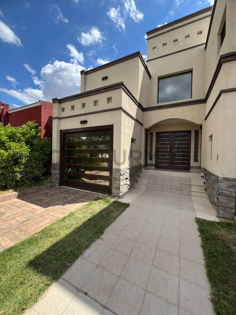 Casa en Venta en Maipu, Mendoza