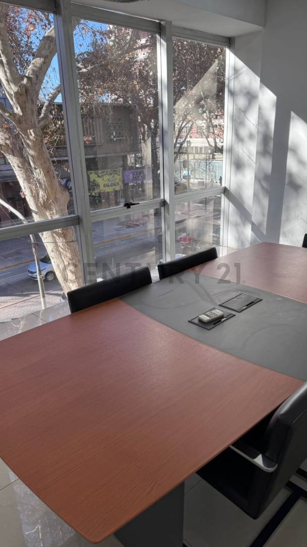 Oficina en Alquiler en Capital, Mendoza