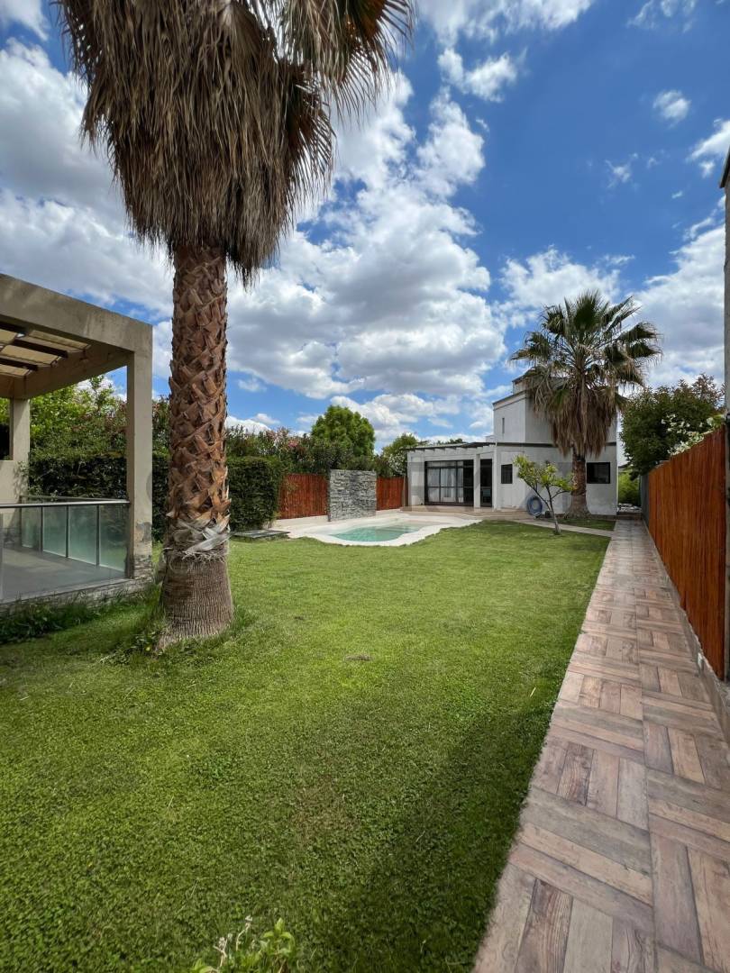 Casa en Venta en Maipu, Mendoza