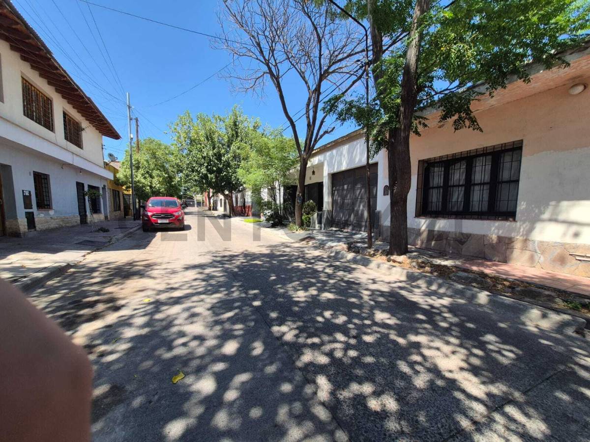 Casa en Venta en Guaymallen, Mendoza
