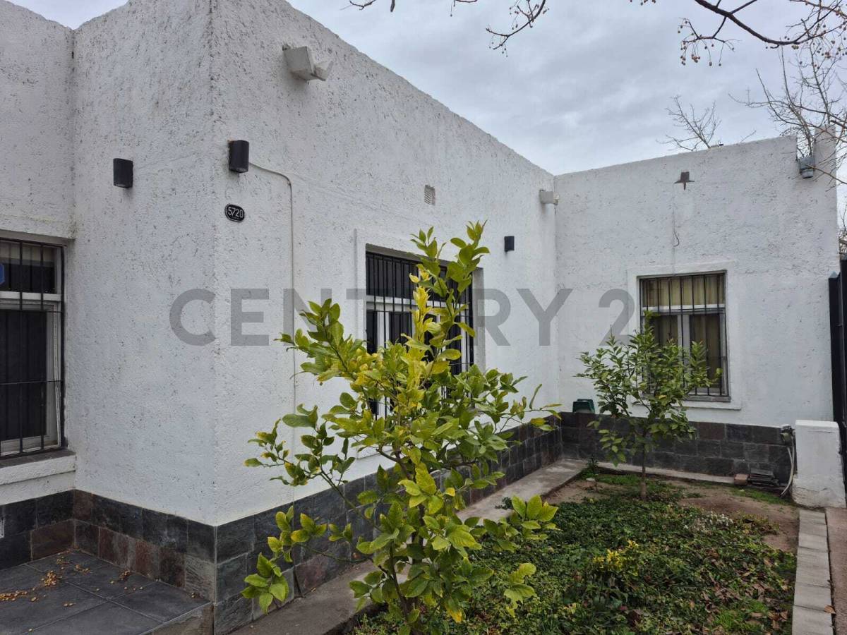 Casa en Venta en Guaymallen, Mendoza