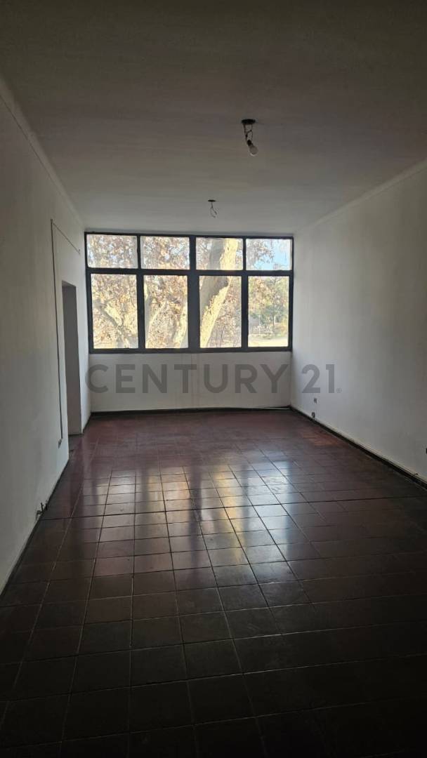 Oficina en Venta en Capital, Mendoza