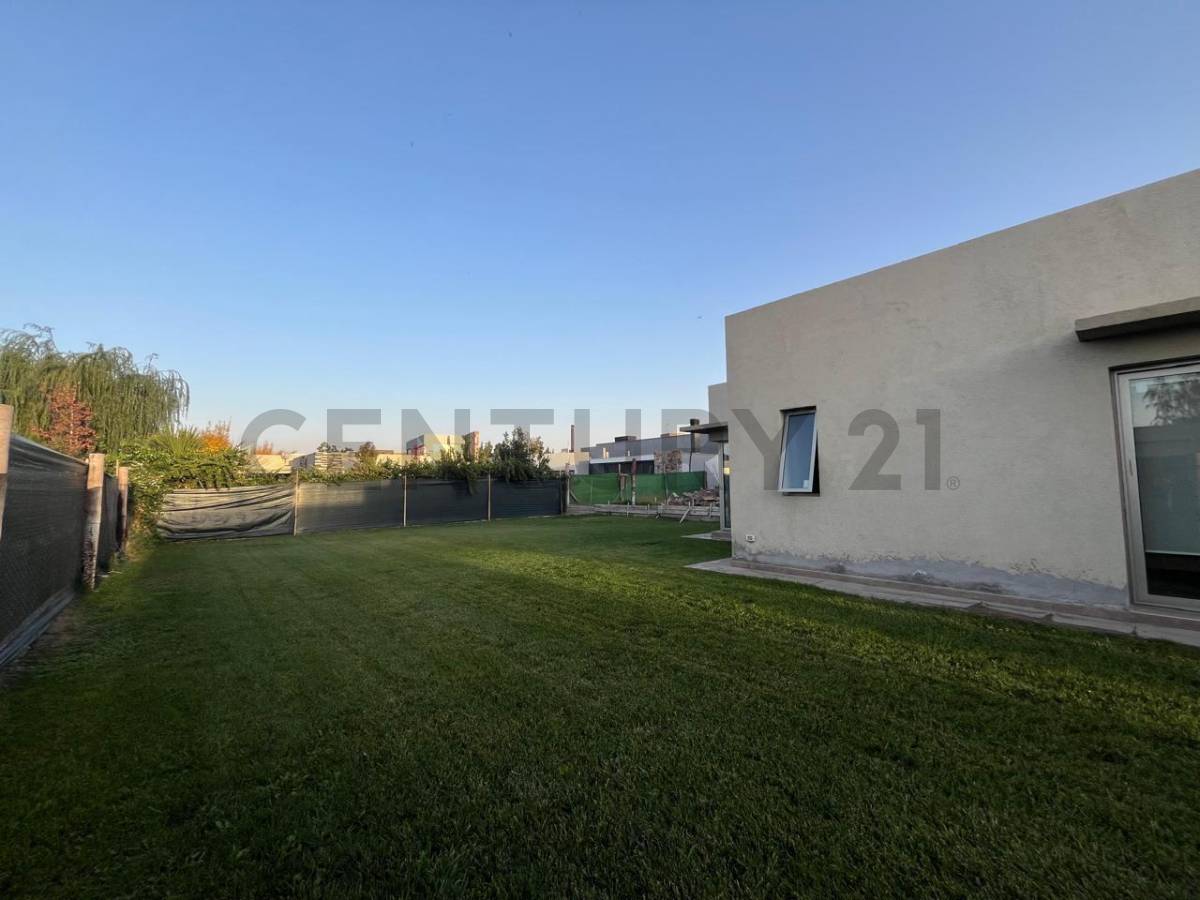 Casa en Venta en Guaymallen, Mendoza