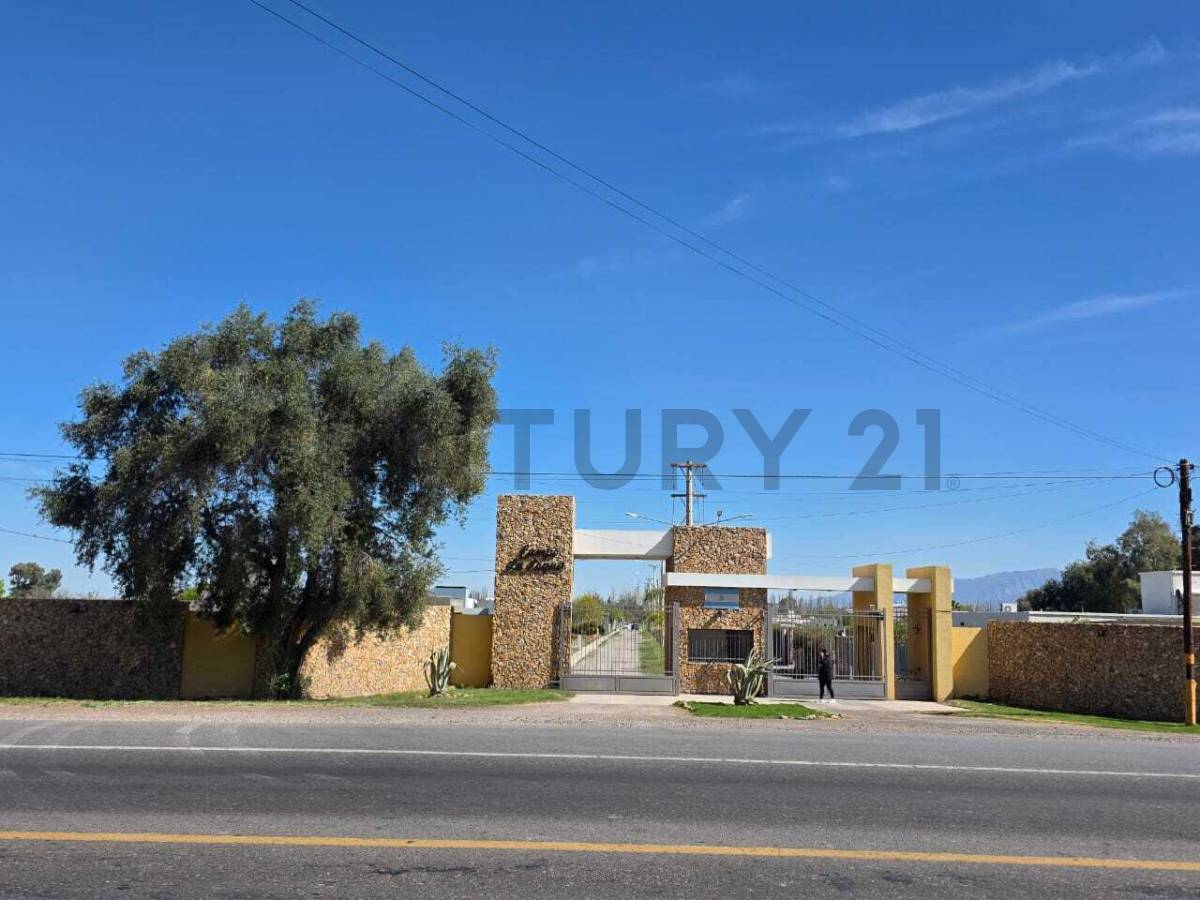 Terreno en Venta en Villa Santa Lucia, San Juan