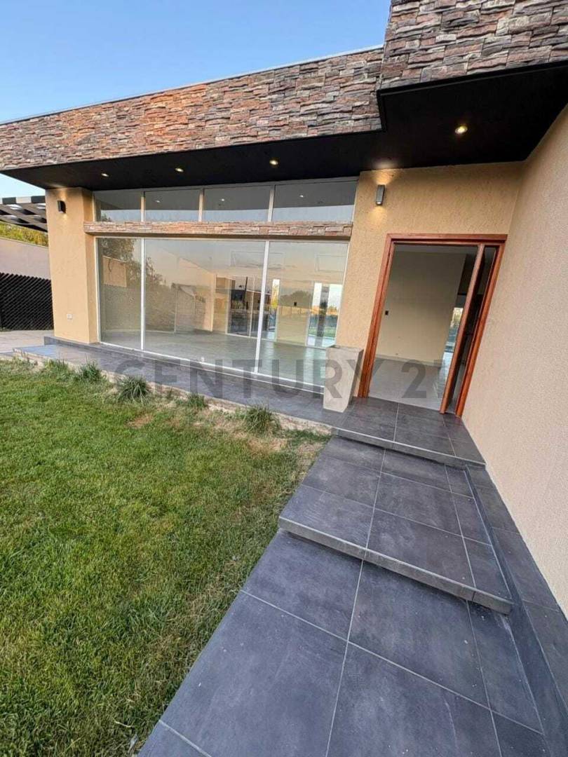 Casa en Venta en Guaymallen, Mendoza