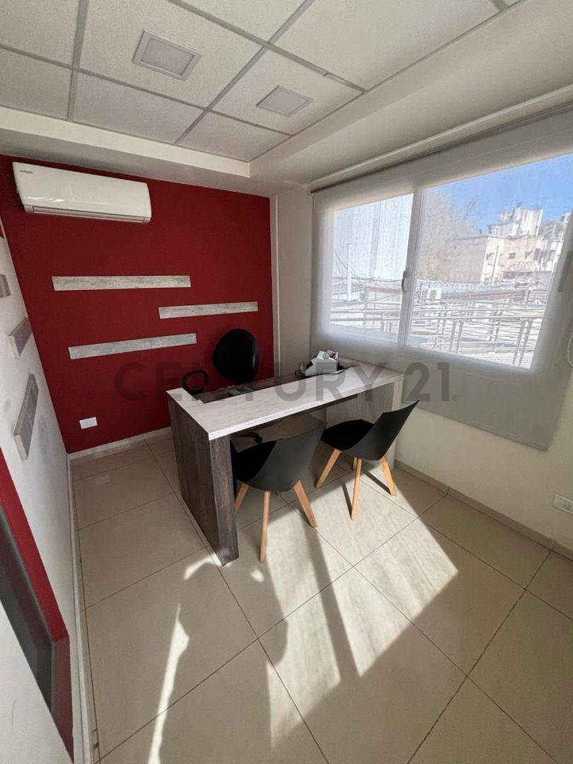 Oficina en Venta en Capital, Mendoza