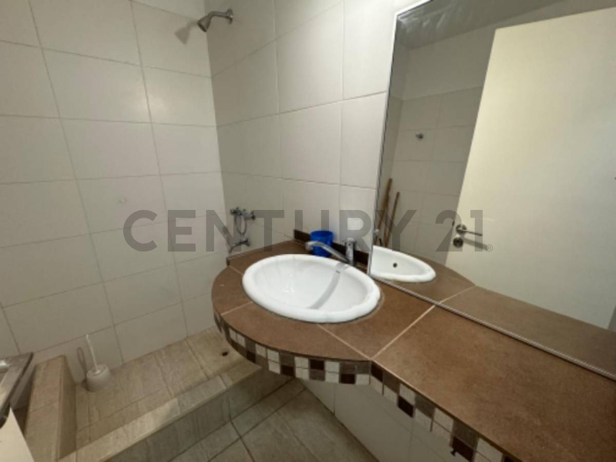 Oficina en Venta en Rivadavia, San Juan