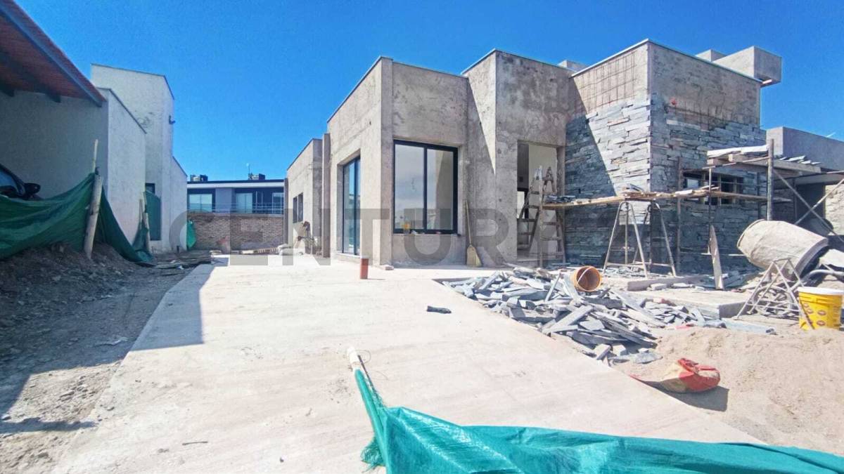 Casa en Venta en Guaymallen, Mendoza