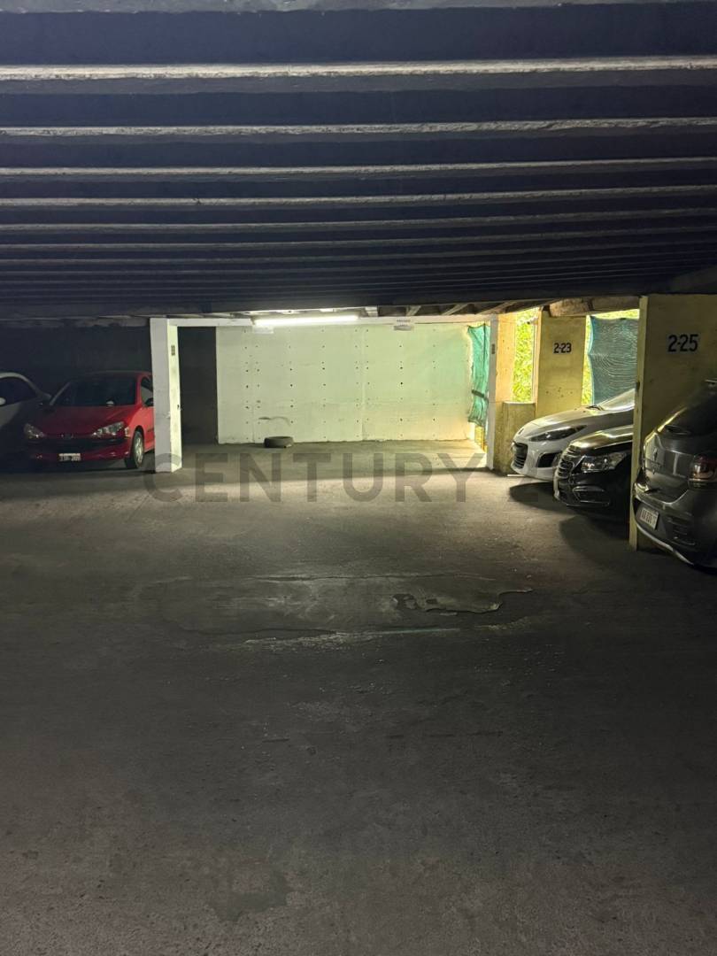 Cochera en Venta en Capital, Mendoza