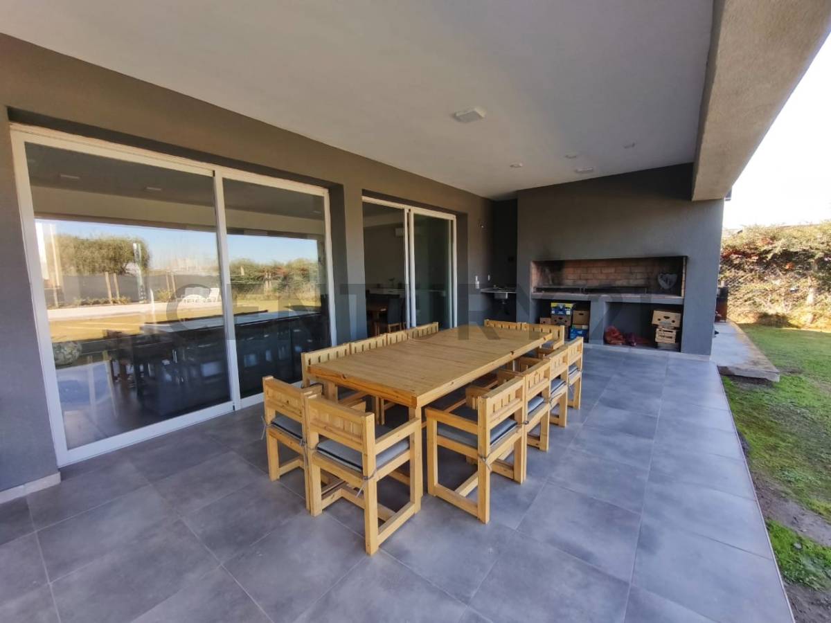 Casa en Venta en Rivadavia, San Juan