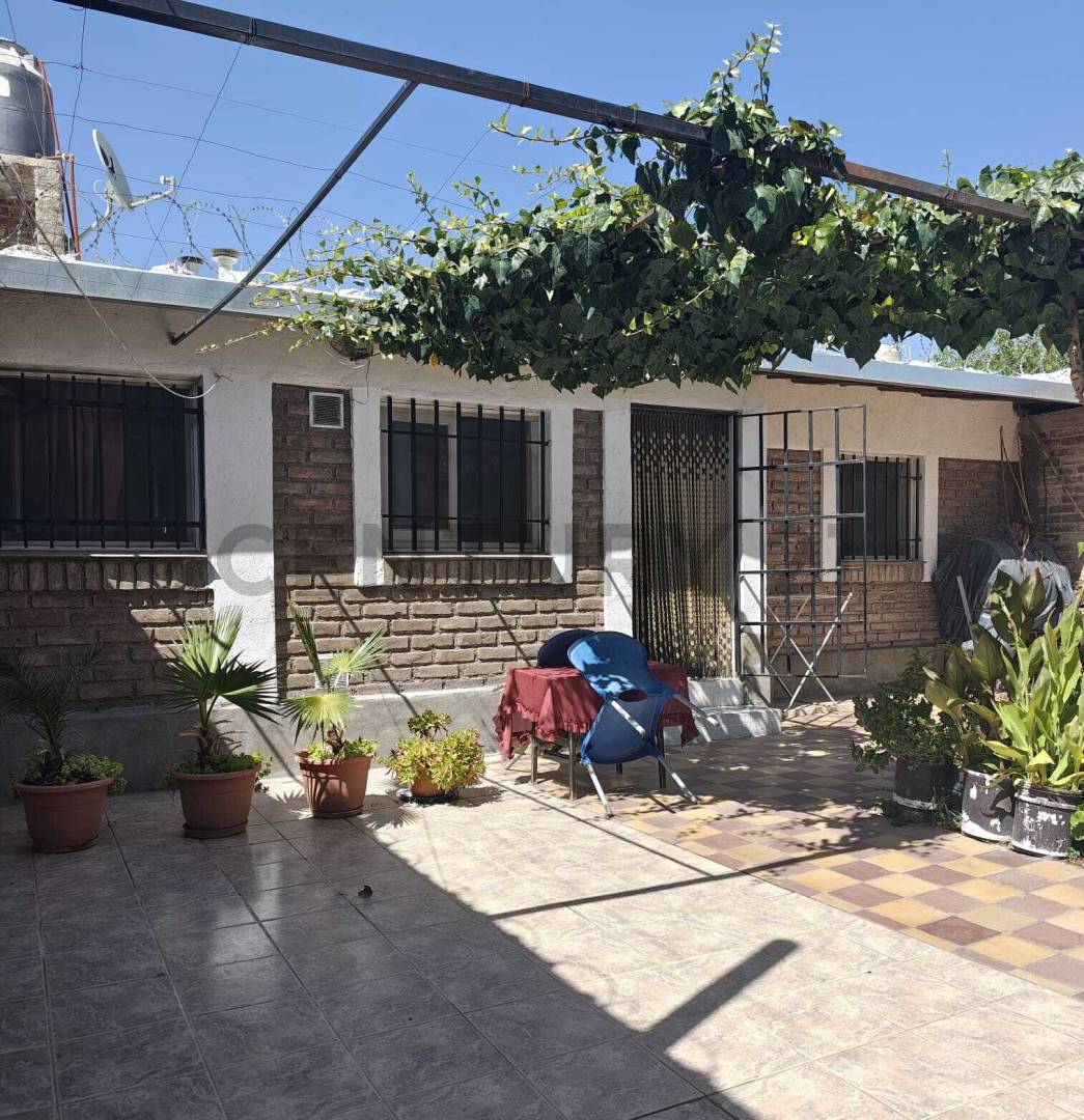 Casa en Venta en Guaymallen, Mendoza
