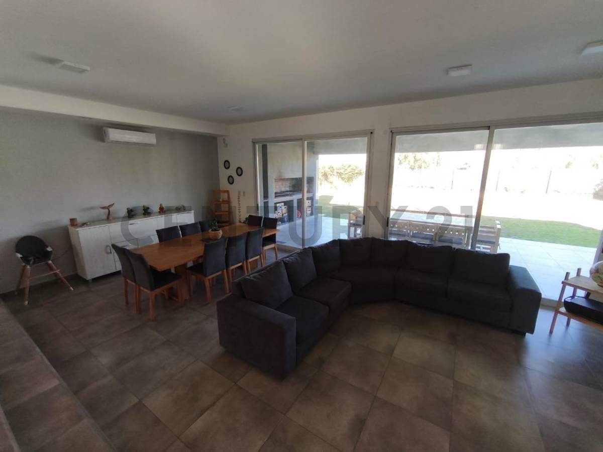 Casa en Venta en Rivadavia, San Juan