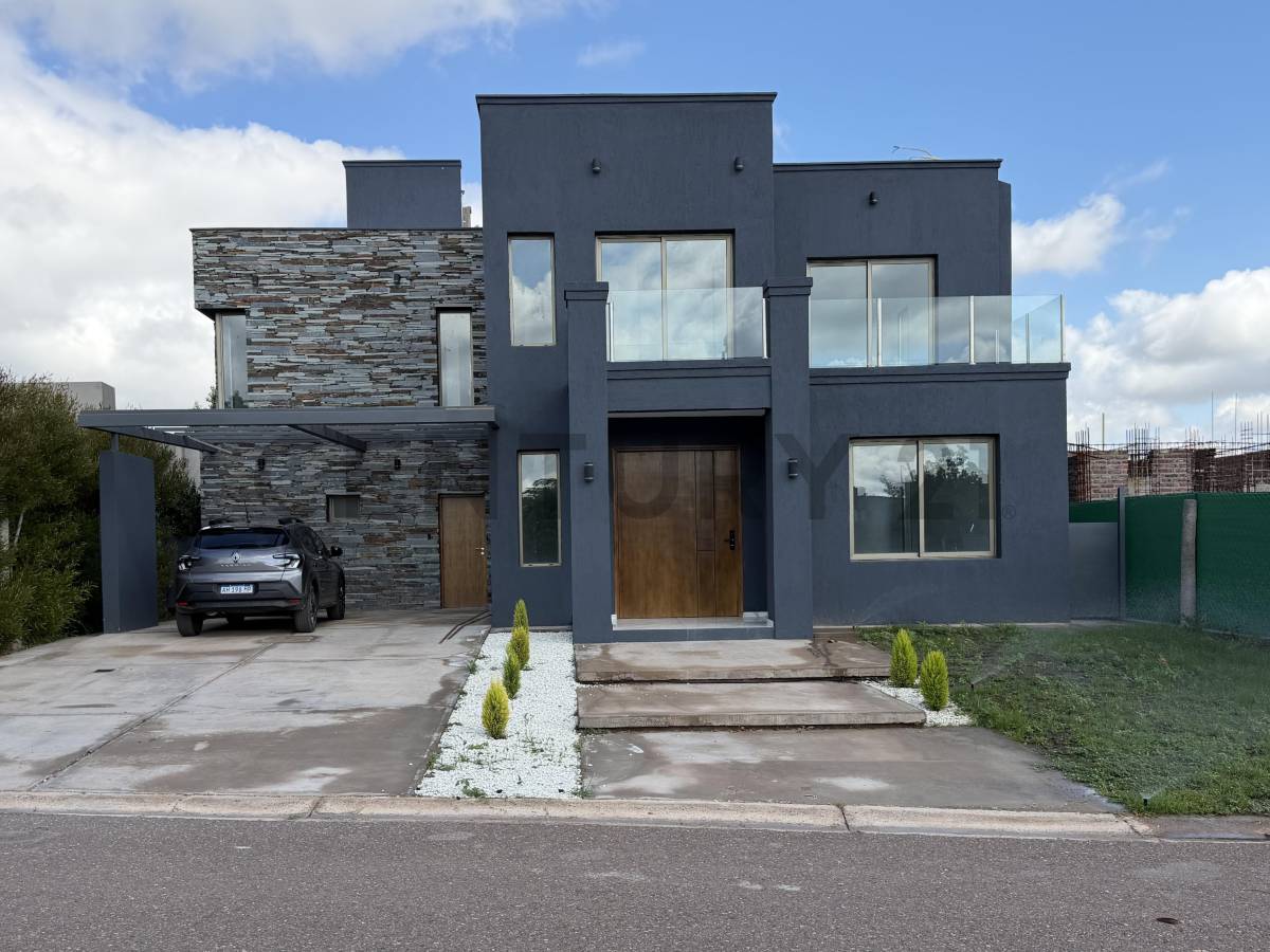 Casa en Venta en Guaymallen, Mendoza