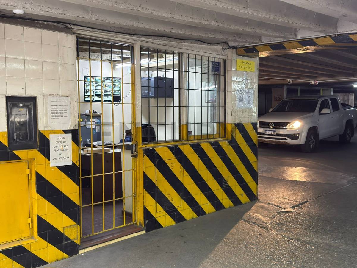 Cochera en Venta en Capital, Mendoza