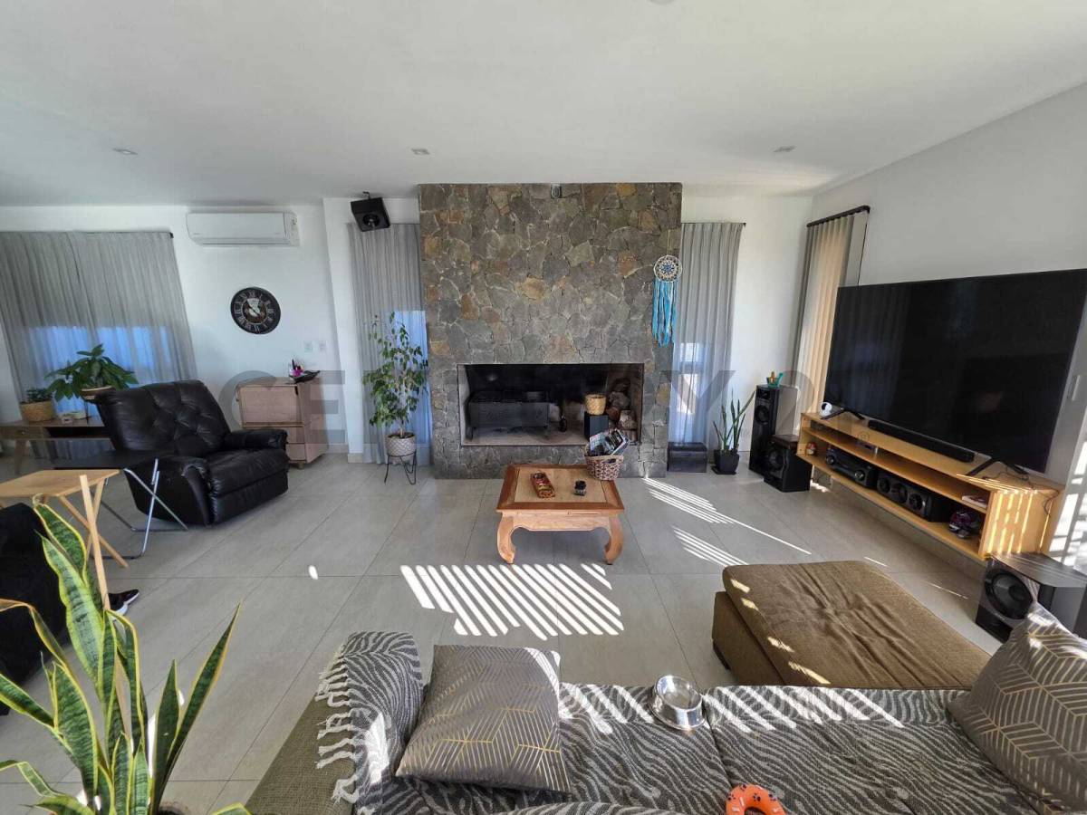 Casa en Venta en Las Heras, Mendoza